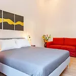 Apartament Domus Adriana Ada - Adiacente Metro A